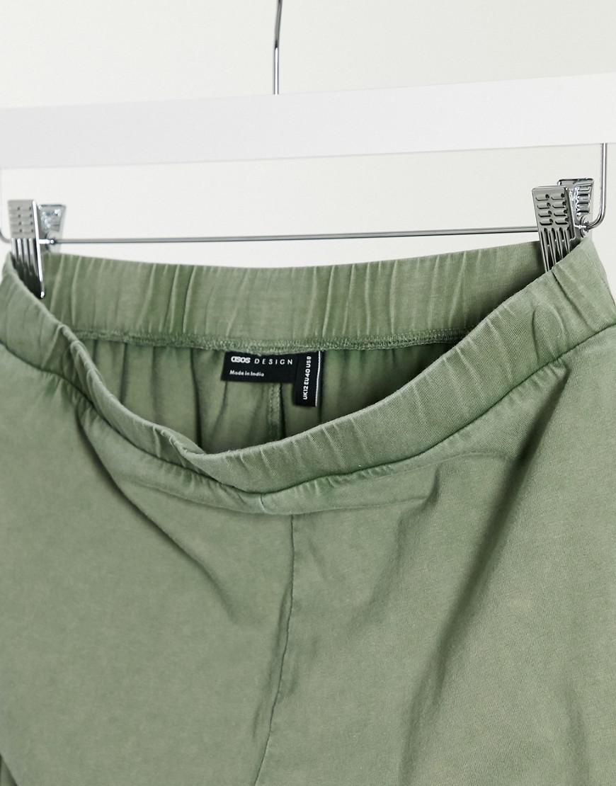 zielone klasyczne legginsy 