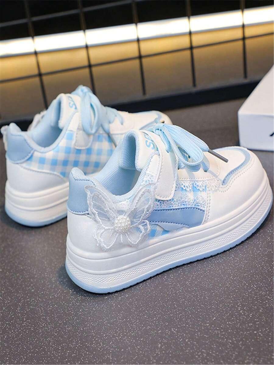 BUTY SPORTOWE ZDOBIENIE