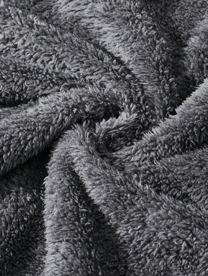 czarna ocieplana bluza