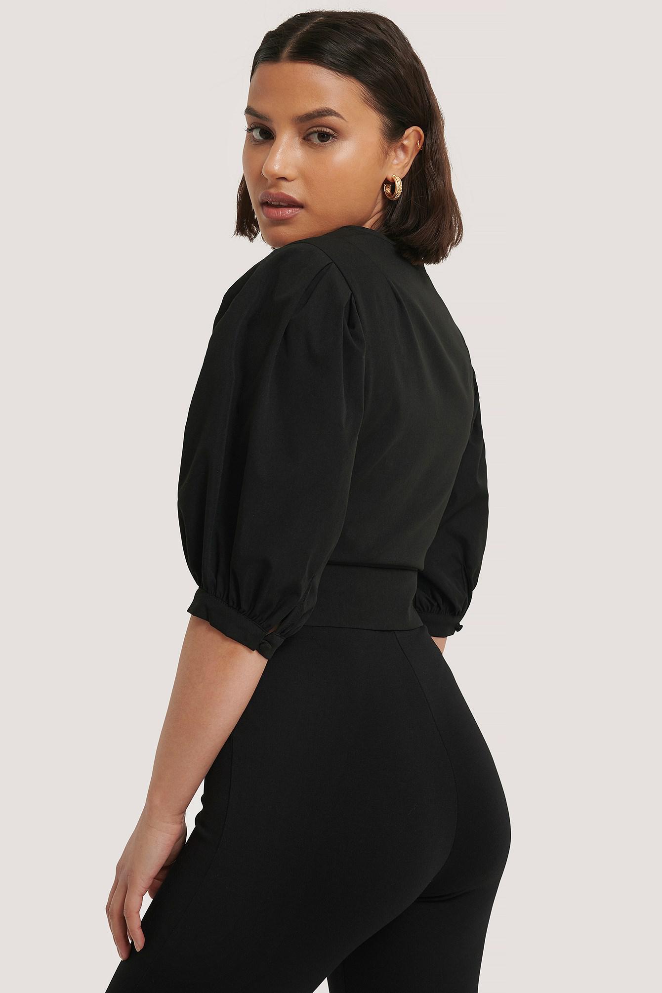 KRÓTKA BLUZKA V--NECK BUFKI