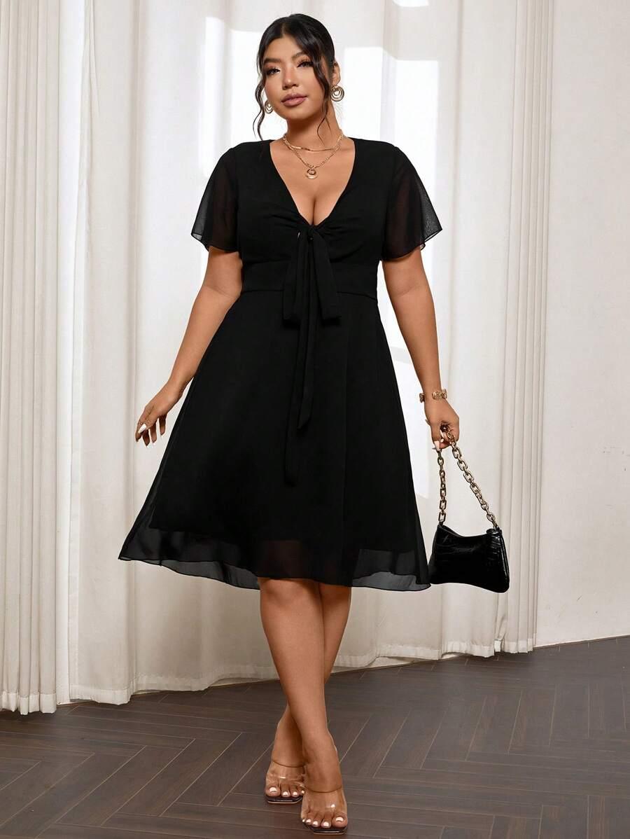 CZARNA SUKIENKA V-NECK