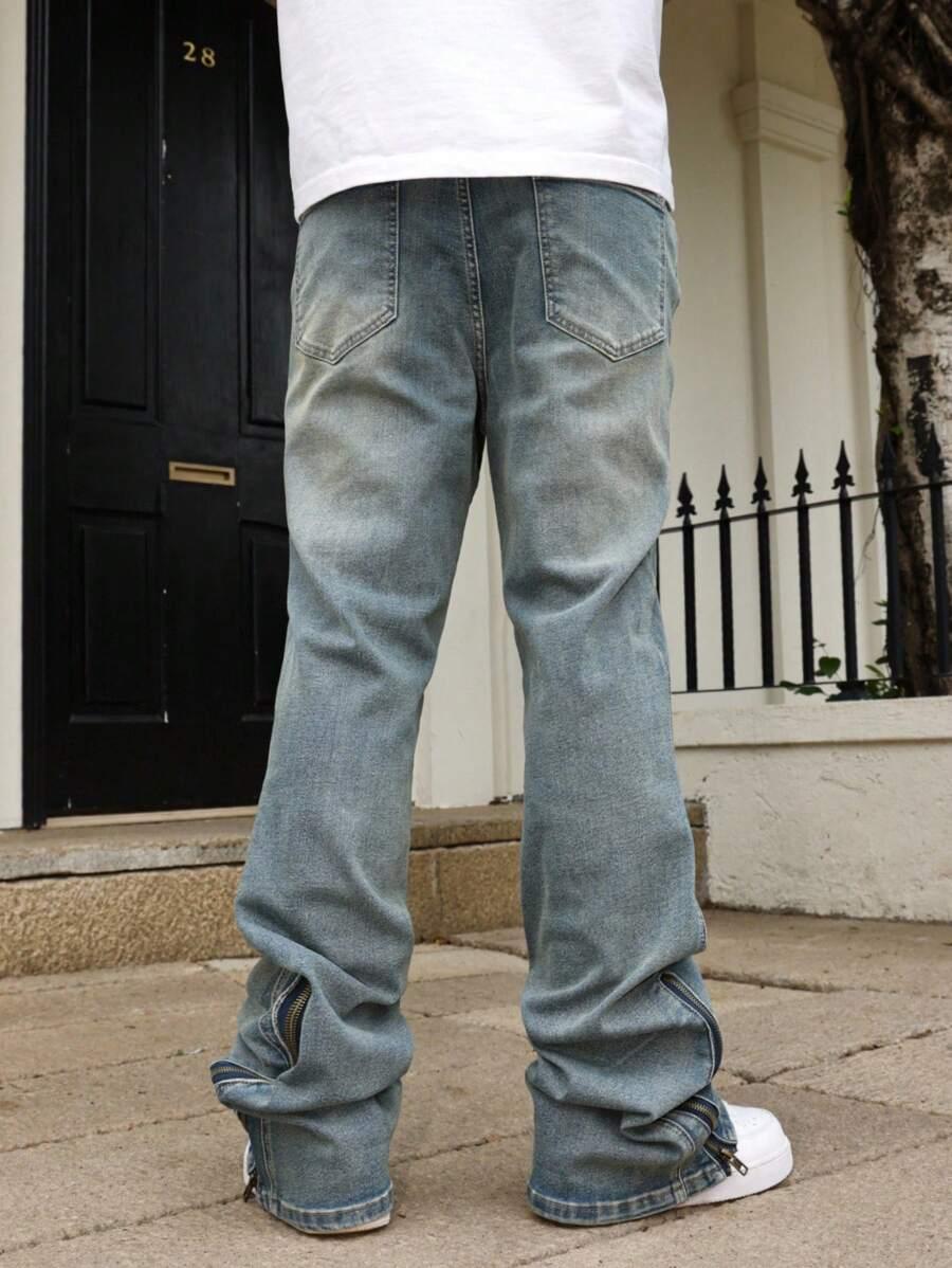 niebieskie spodnie jeans