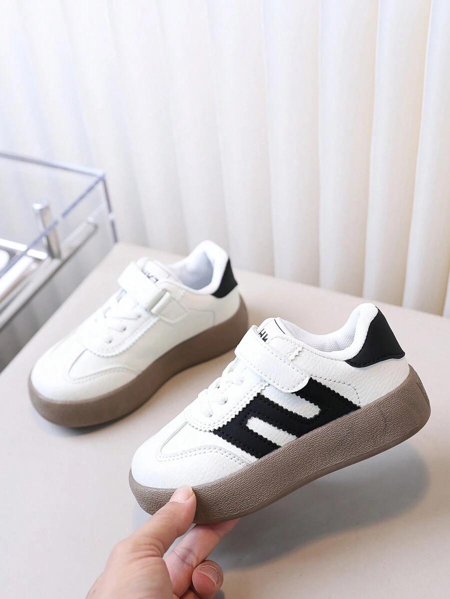 BIAŁE BUTY SPORTOWE