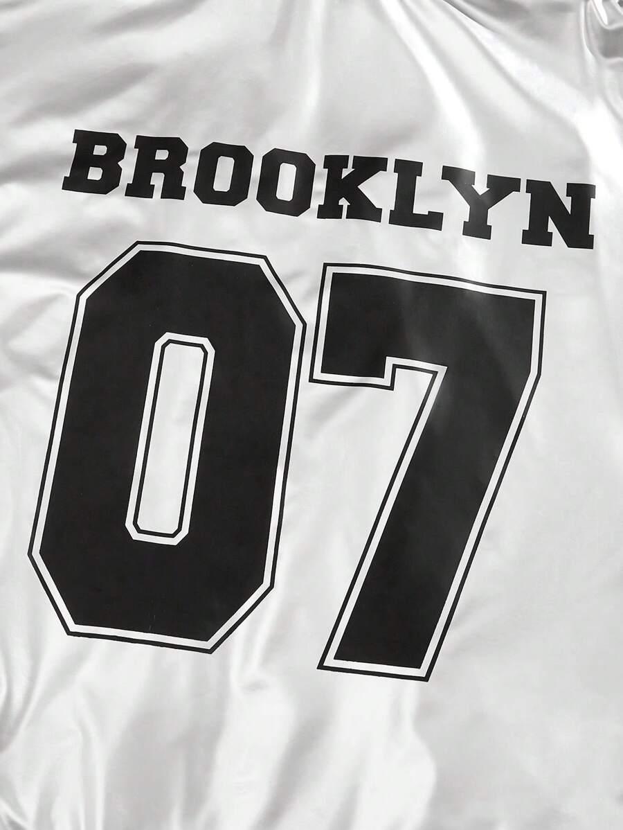 srebrna kurtka z kapturem napis brooklyn