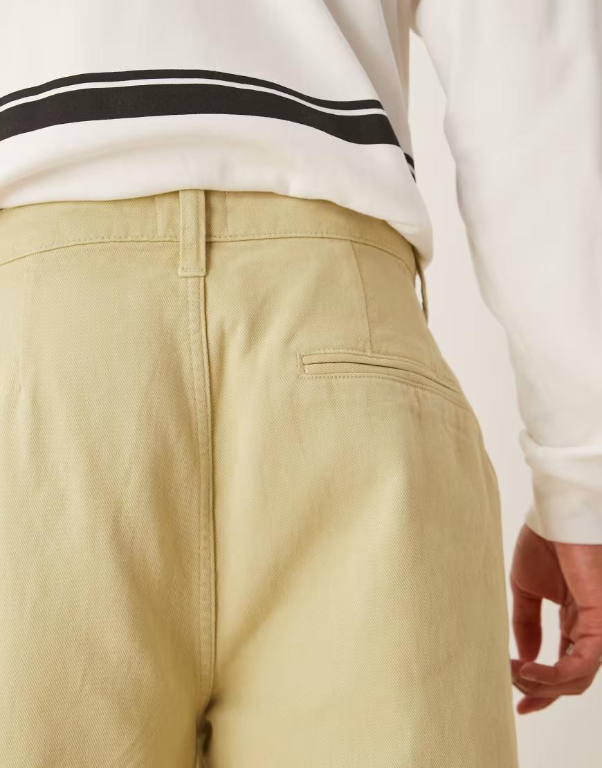 zielone spodnie jeans kieszenie