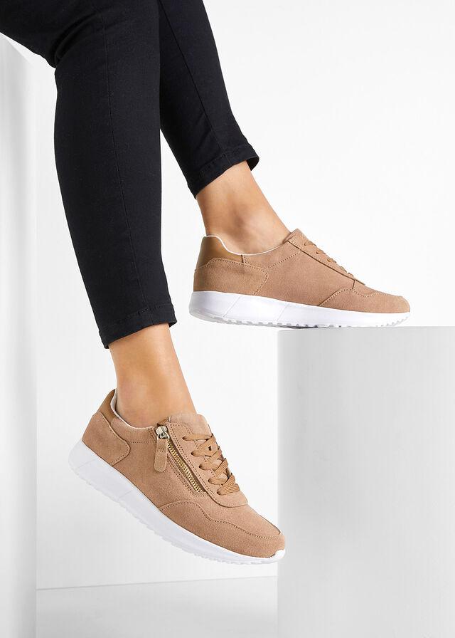 SNEAKERSY Z OZDOBNYM ZAMKIEM