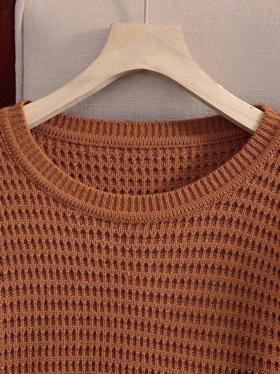 brązowy dzianinowy sweter