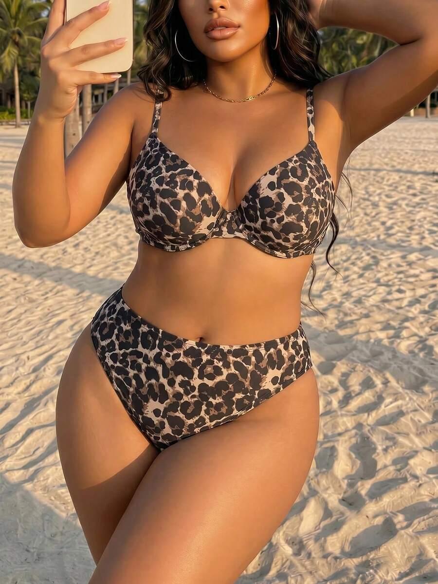 dwuczęściowy strój kąpielowy animal print
