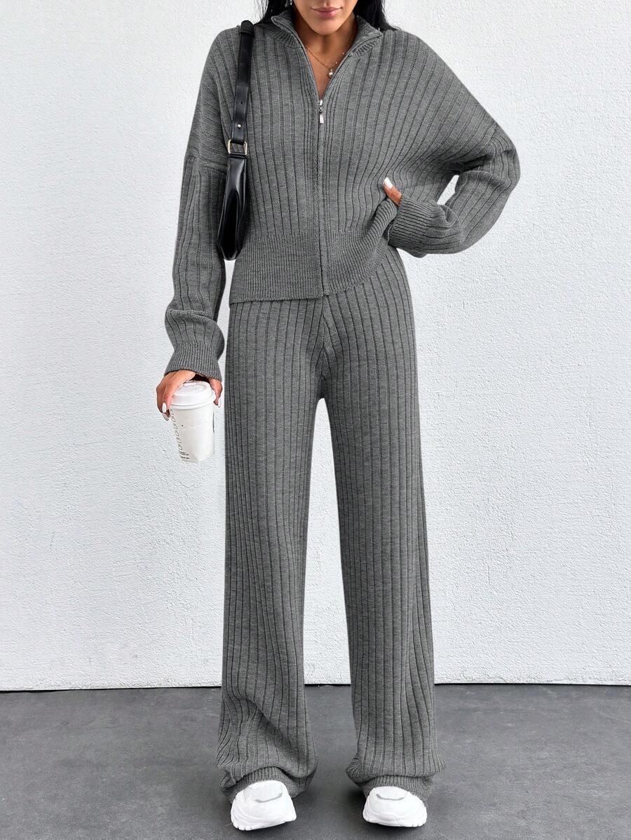 SZARY KOMPLET SWETER SPODNIE