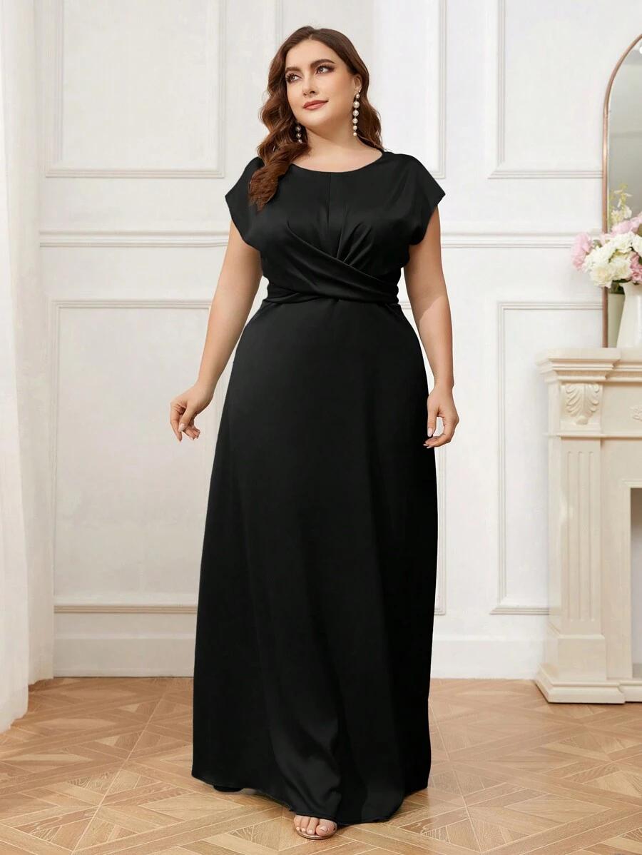 CZARNA MAXI SUKIENKA
