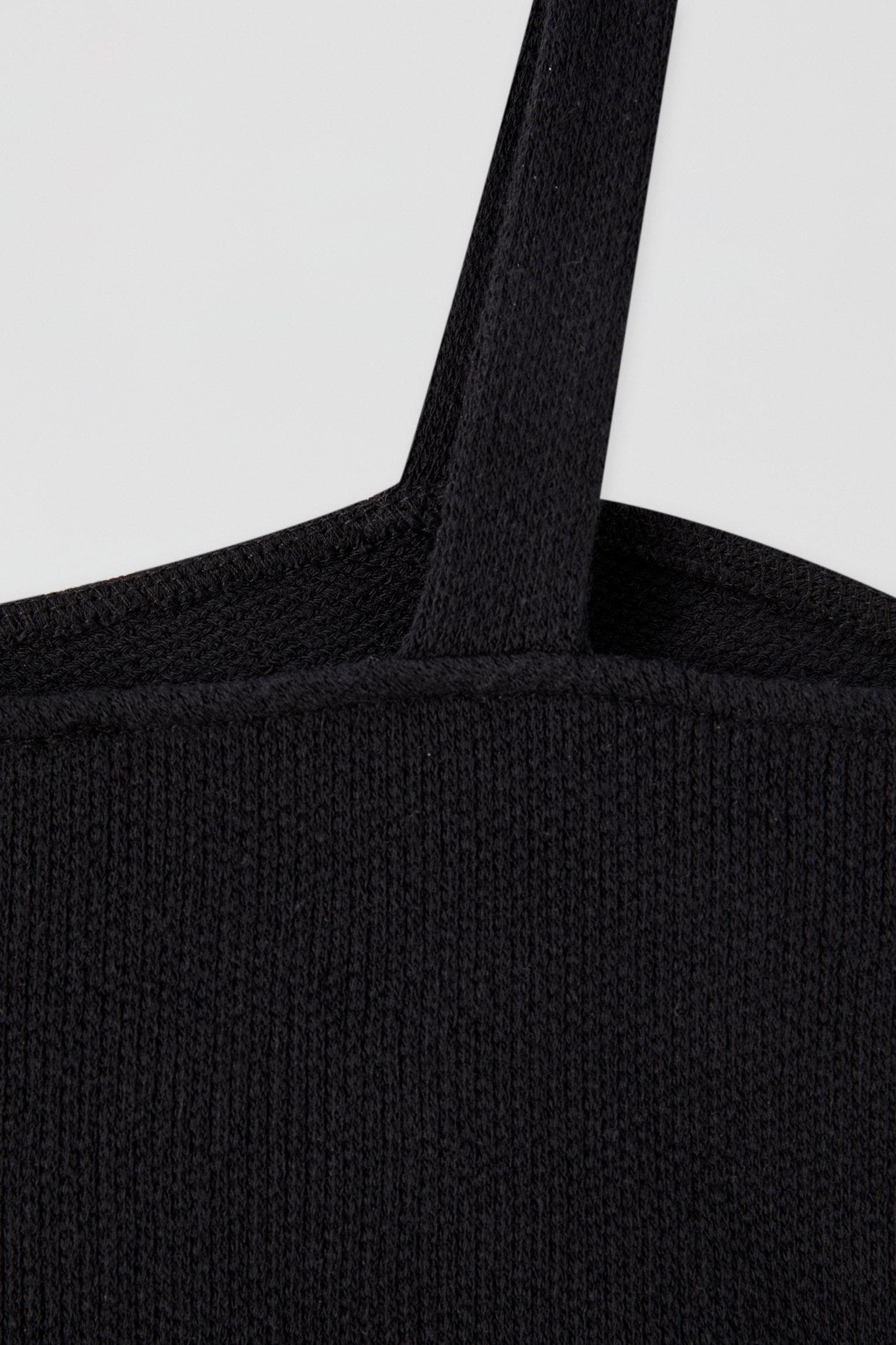 czarny crop top ramiączka