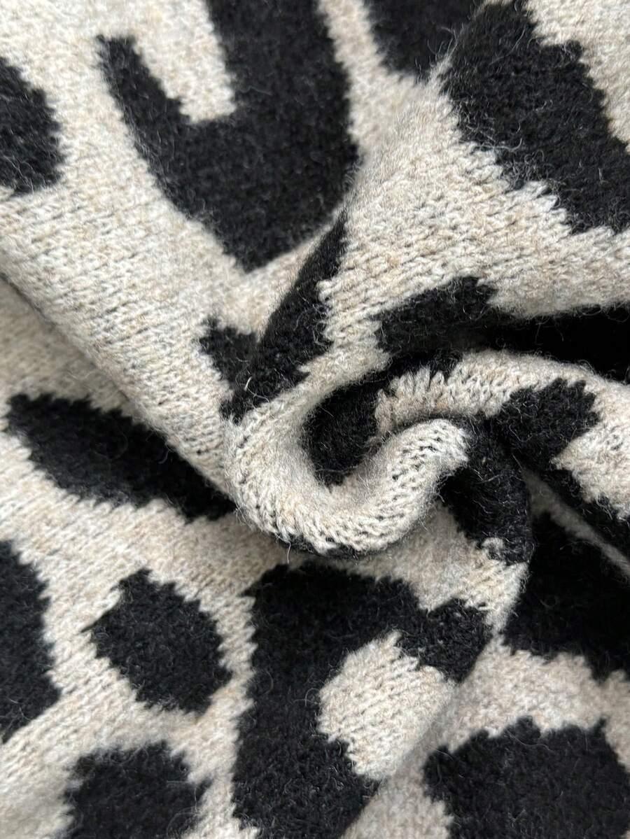 SWETER ANIMAL PRINT KORONKA