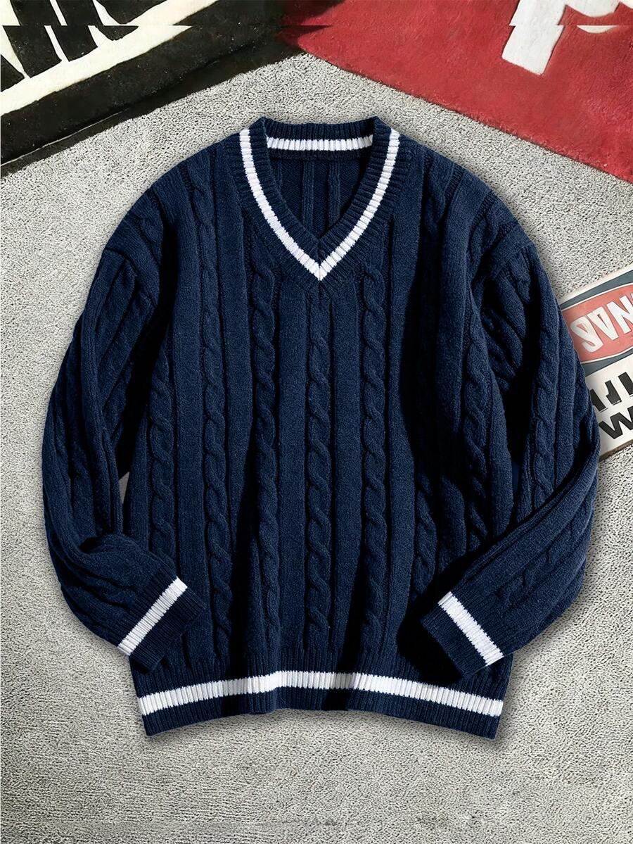 SWETER Z DEKOLTEM W SEREK