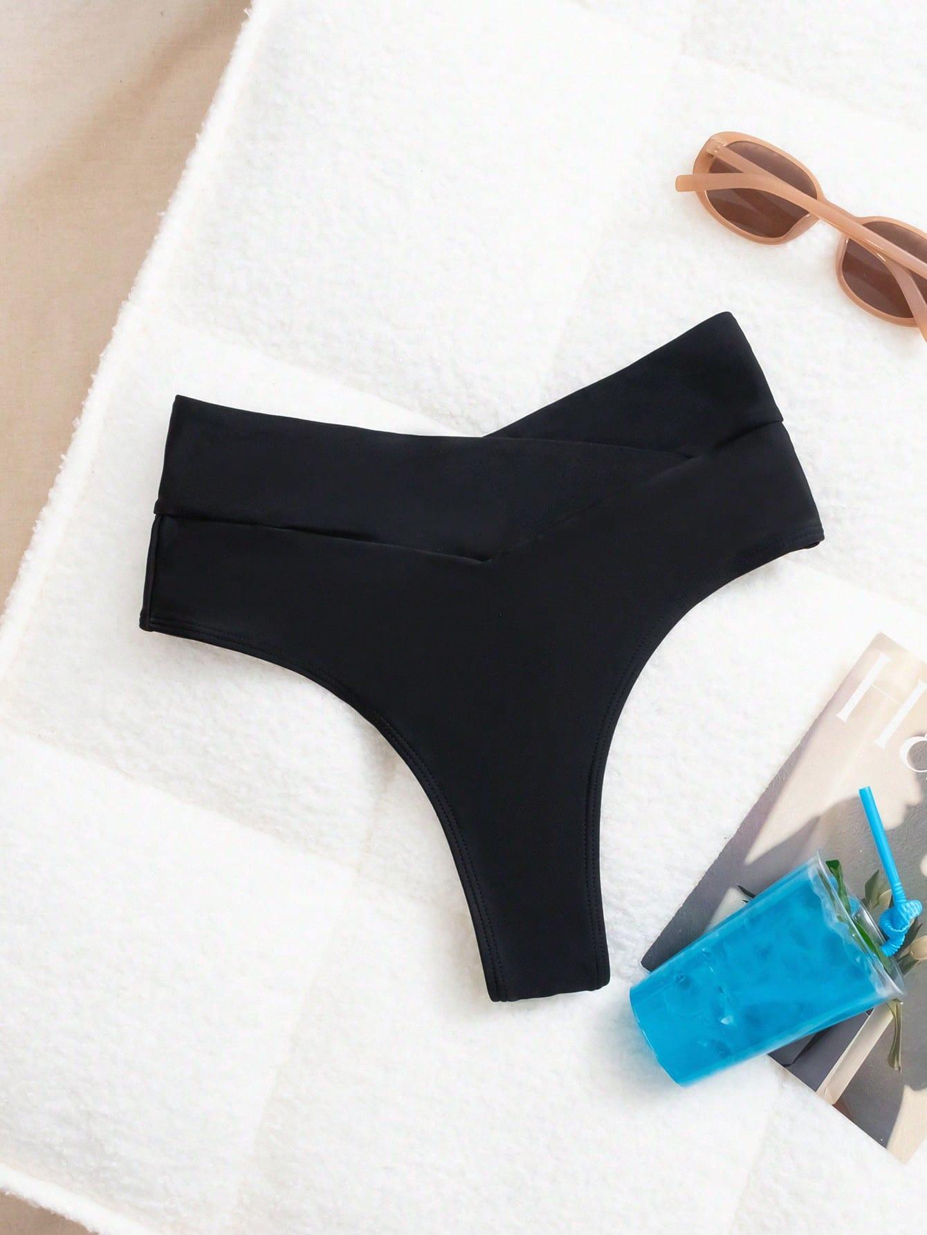 CZARNY DÓŁ OD BIKINI