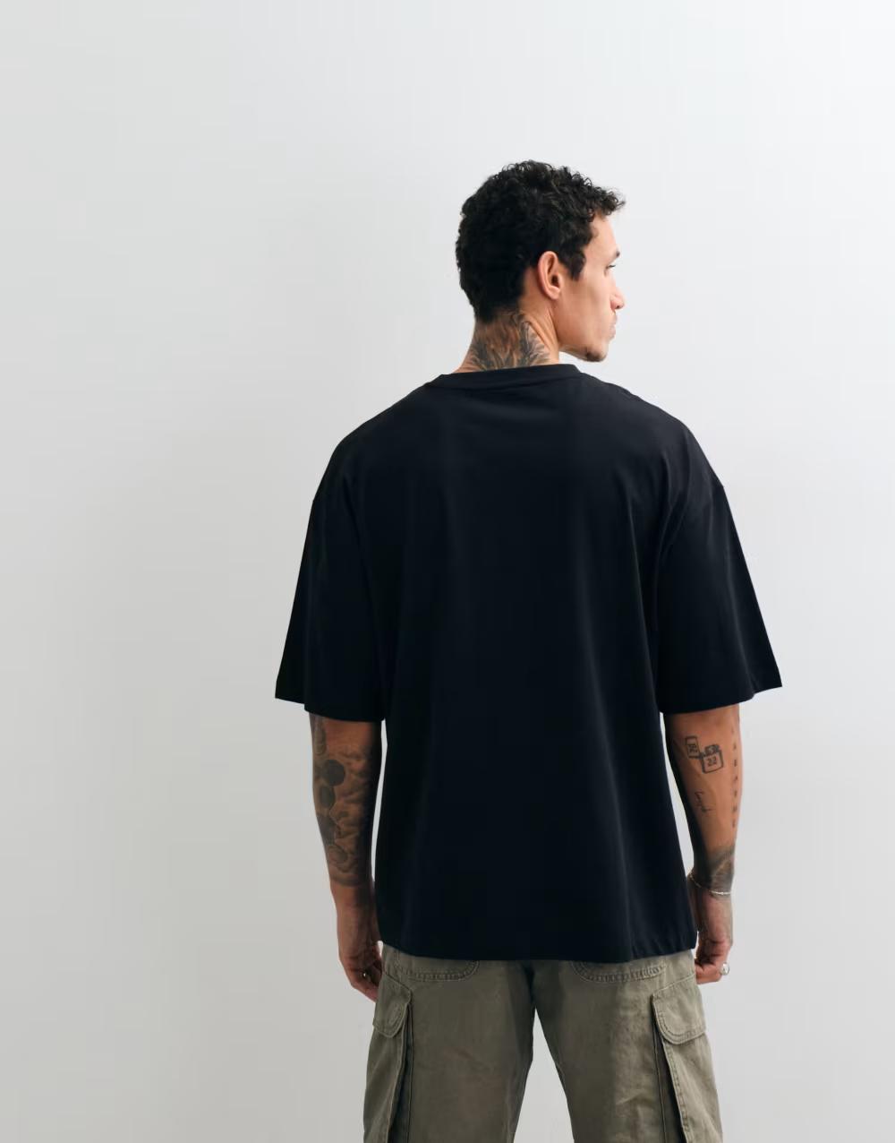czarny t-shirt oversize