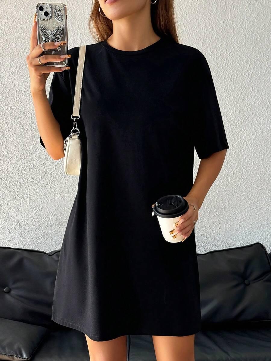 CZARNA MINI SUKIENKA 