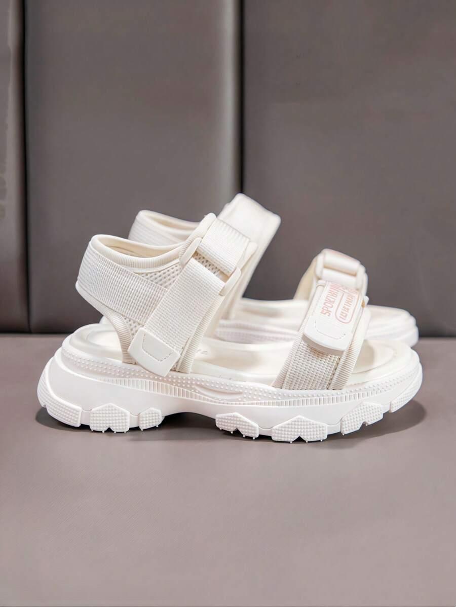 BIAŁE SANDAŁY CASUAL