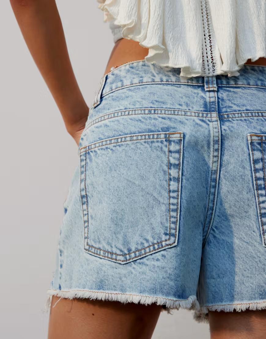 NIEBIESKIE SPODENKI JEANS