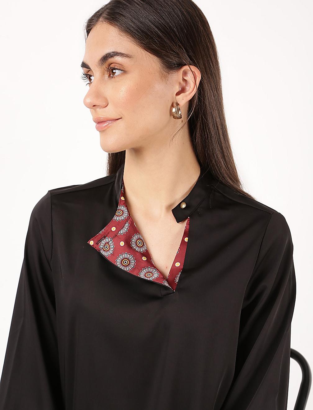 KLASYCZNY CZARNY TOP STÓJKA T43-3451K-Y0