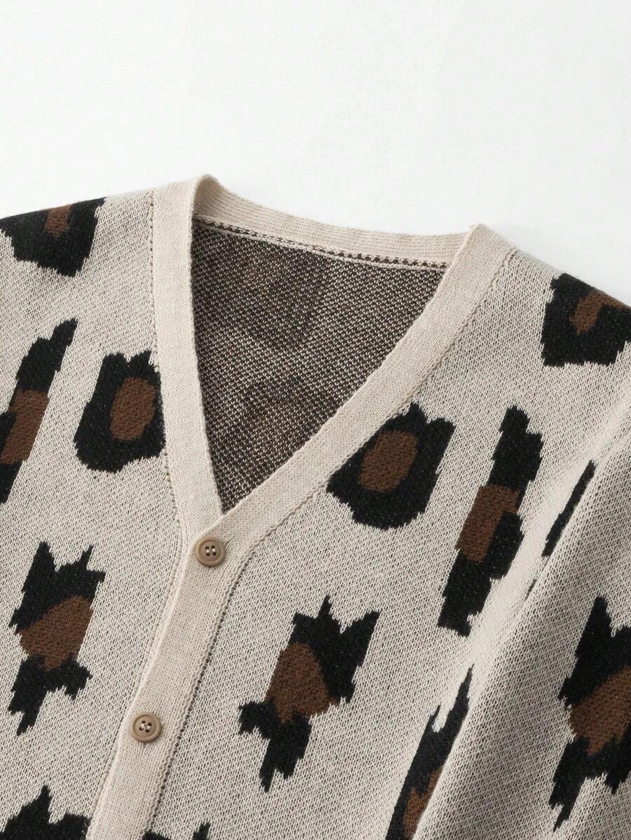  SWETER MĘSKI ROZPINANY Z WZOREM W PANTERKĘ 