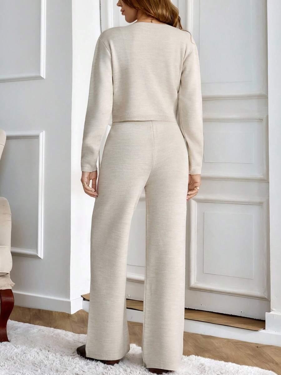 komplet spodnie sweter