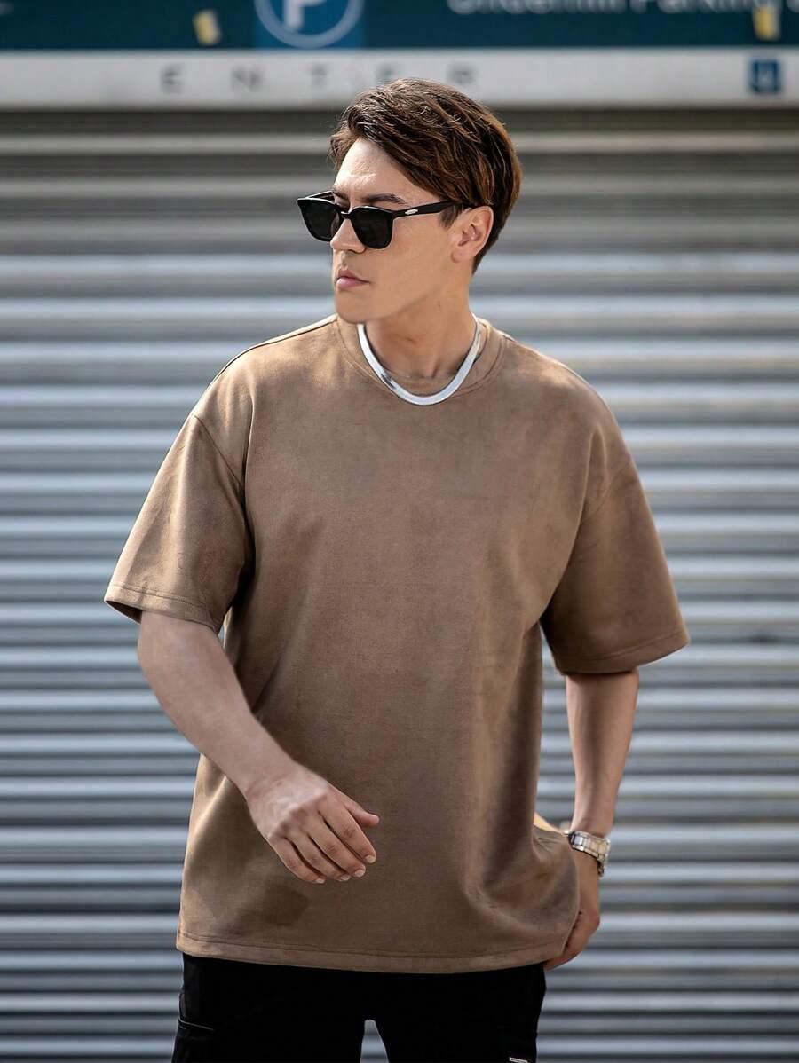 BRĄZOWY T-SHIRT CASUAL