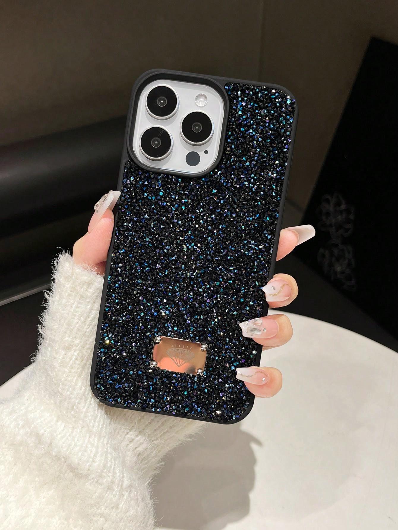 czarne etui na telefon Iphone 16 Pro