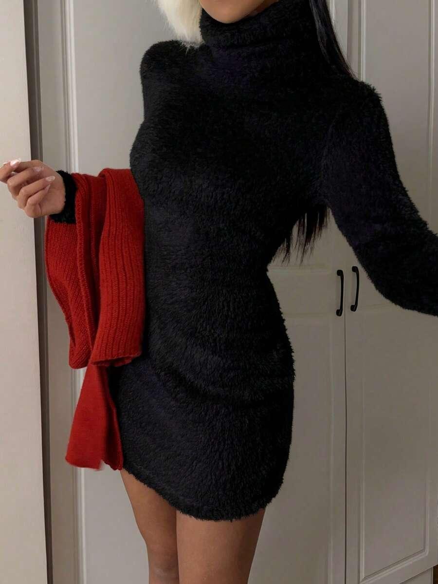 czarna mini sukienka 