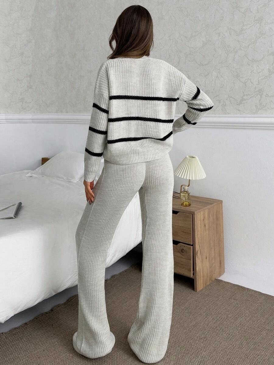 SWETER SPODNIE KOMPLET 