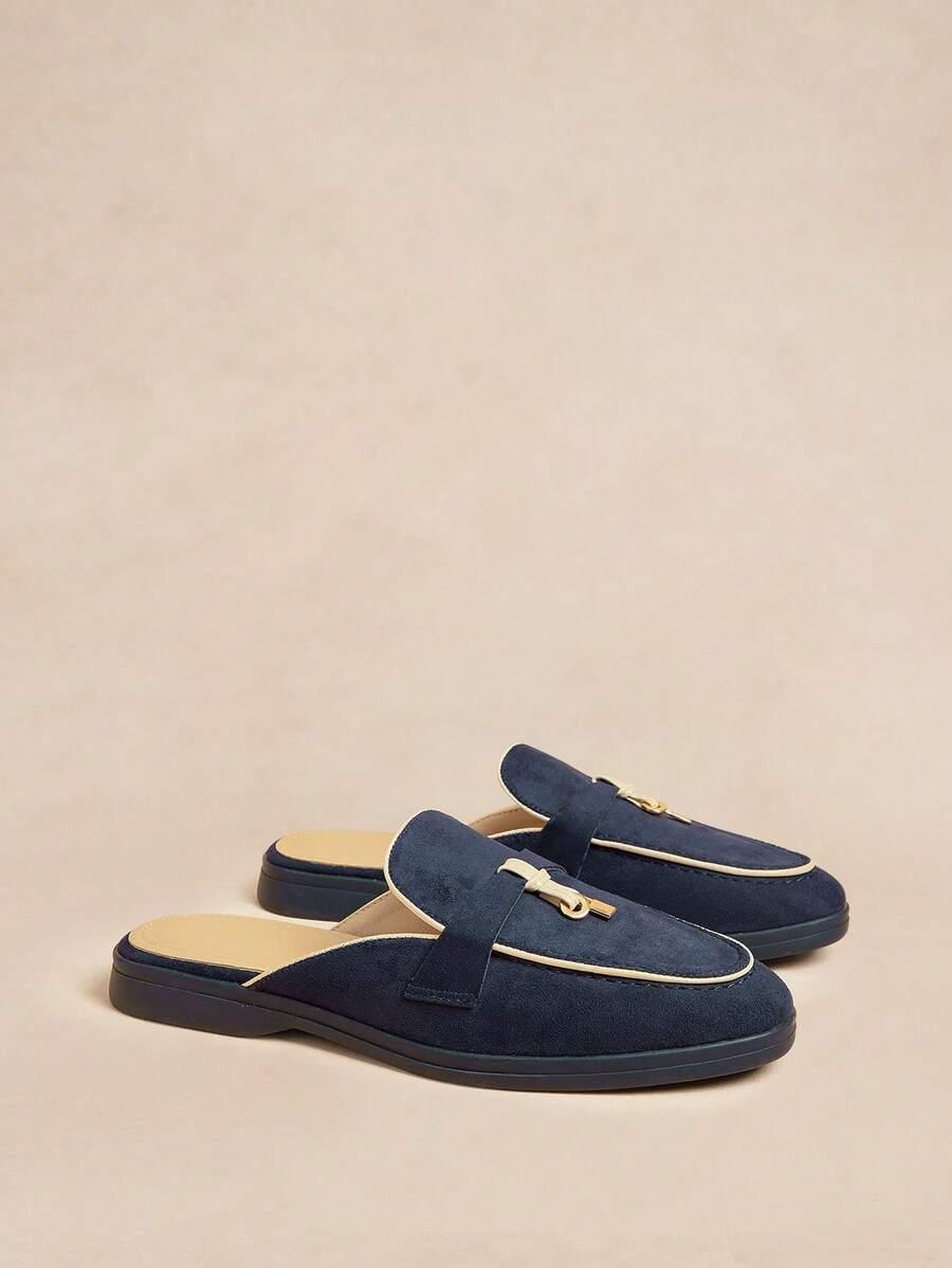 granatowe klapki casual 