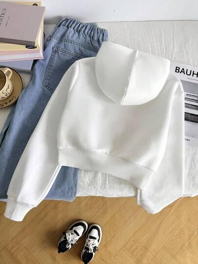biała bluza napis 