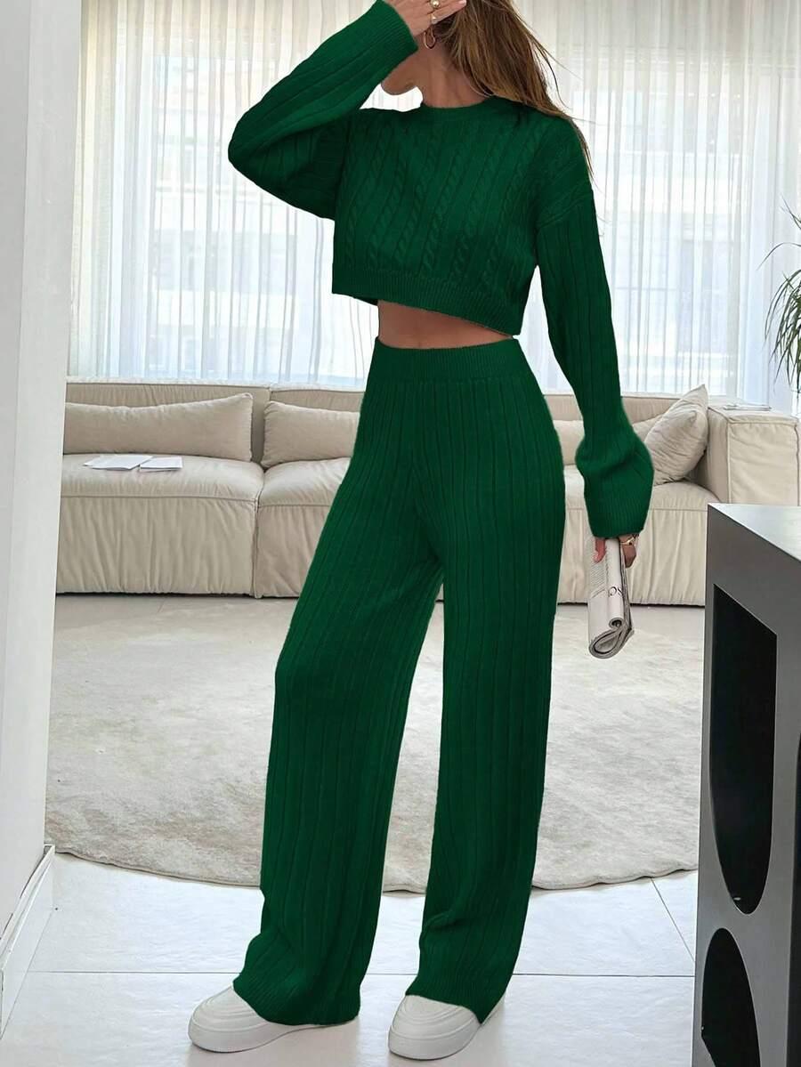 SWETER SPODNIE KOMPLET