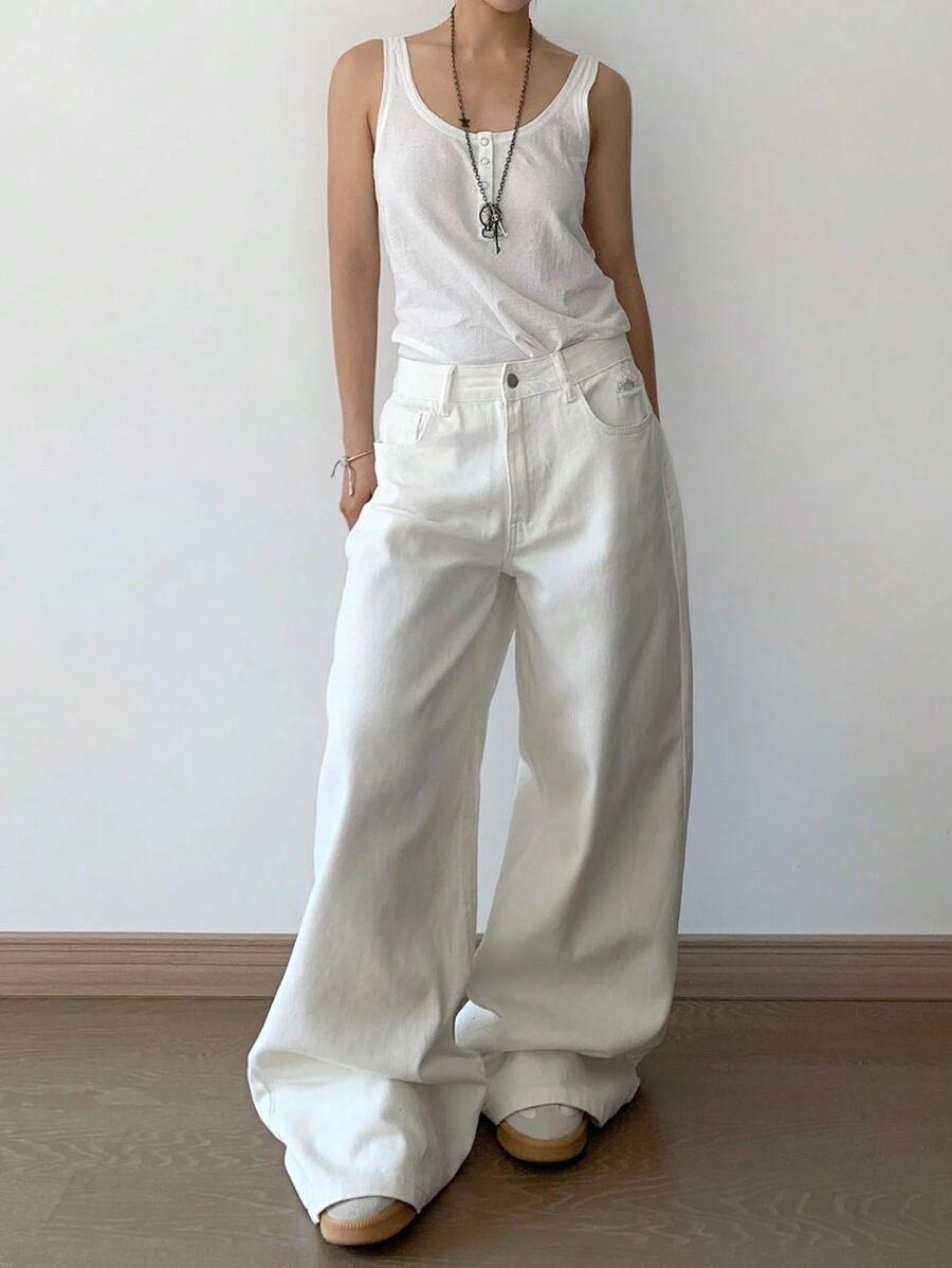 BIAŁE SPODNIE JEANS