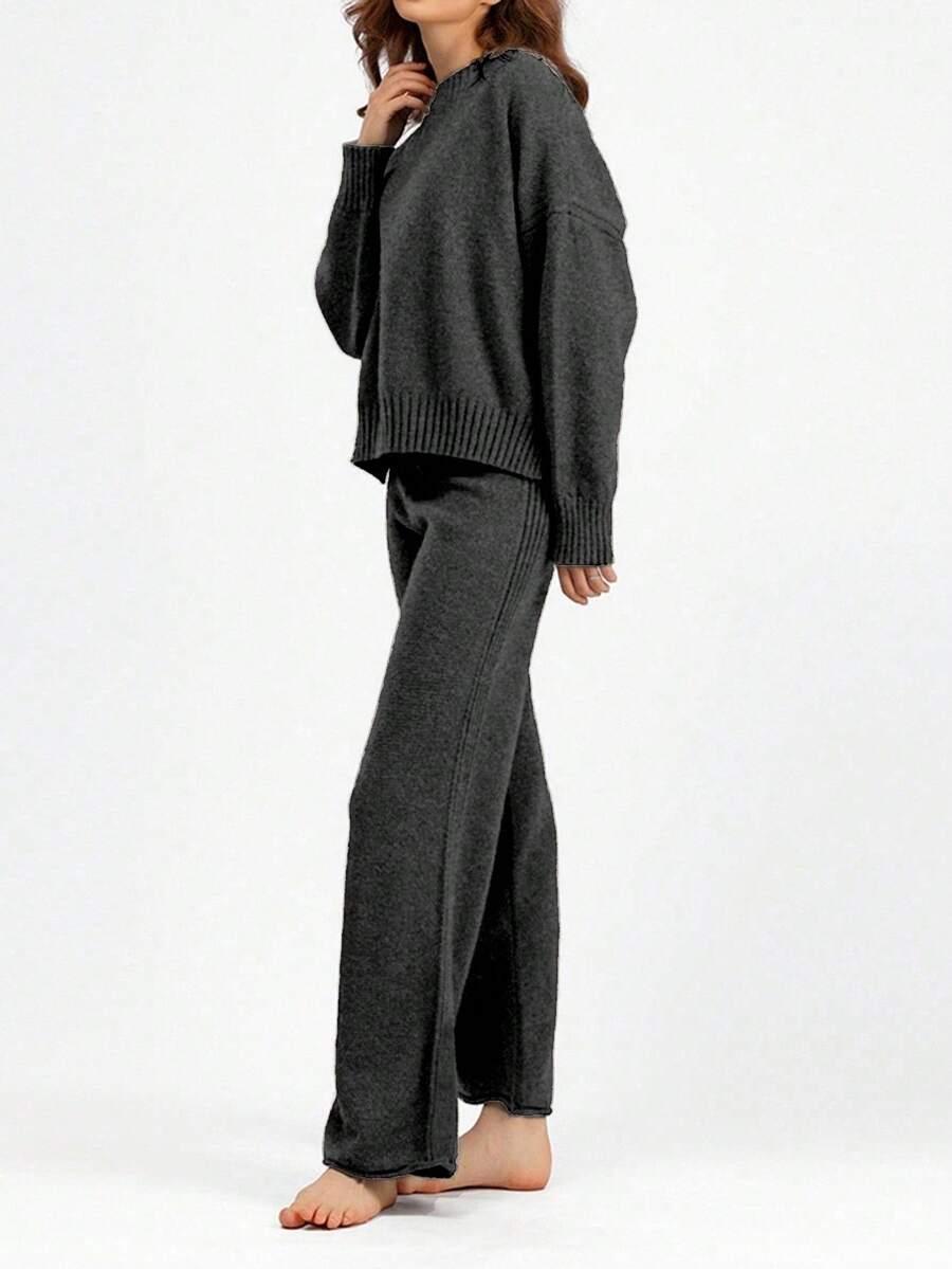 SWETER SPODNIE KOMPLET