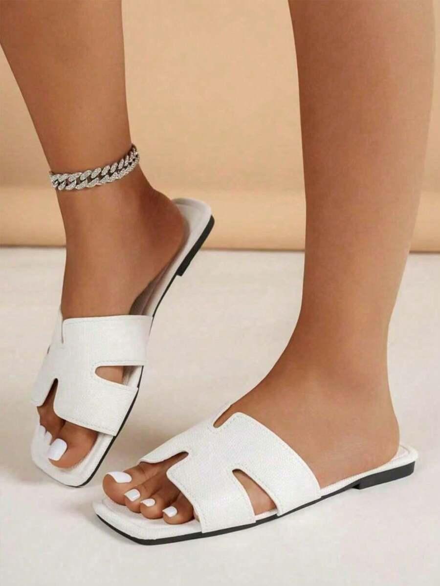 KREMOWE KLAPKI CASUAL