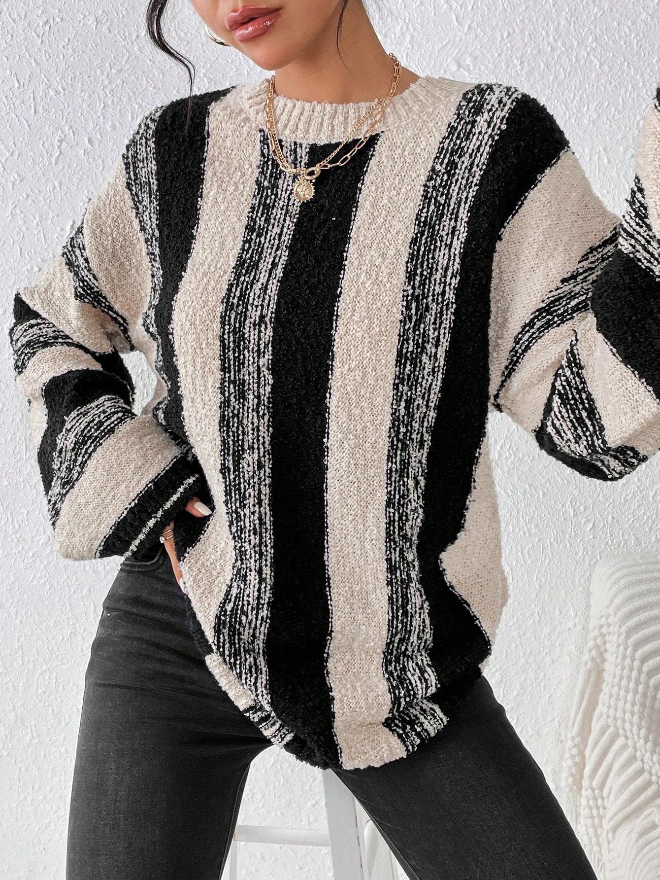 LUŹNY SWETER PASKI