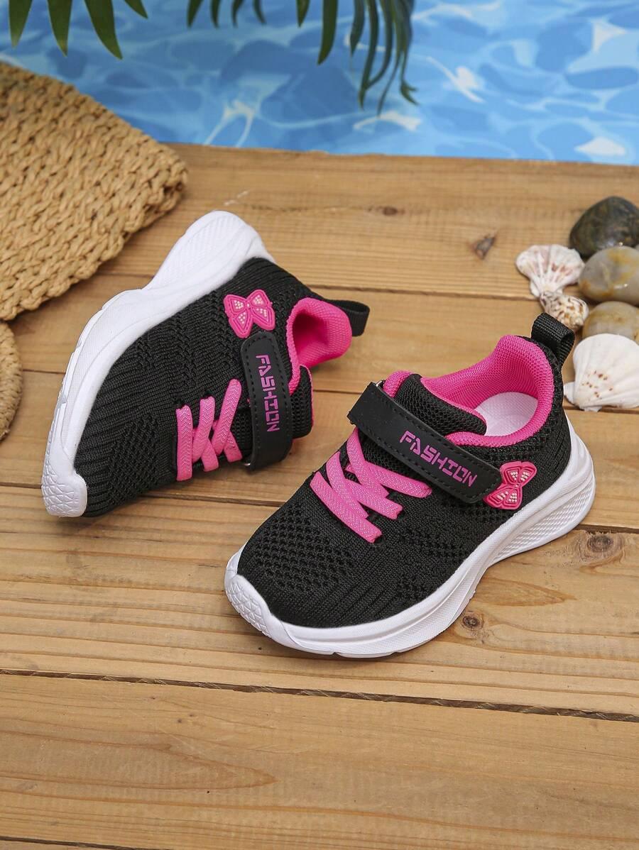 czarne buty sportowe na rzepy