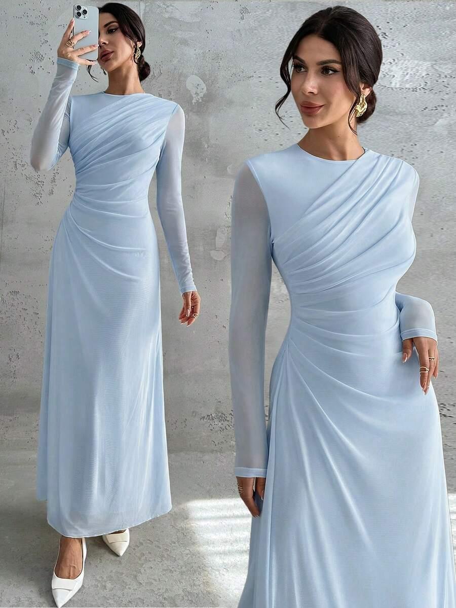 niebieska maxi sukienka