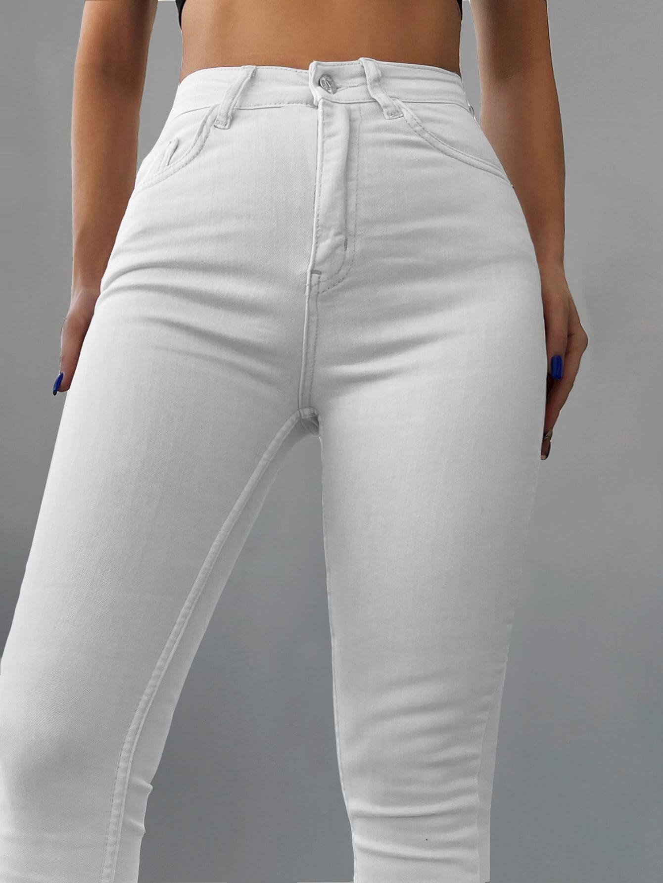 białe spodnie rurki jeans