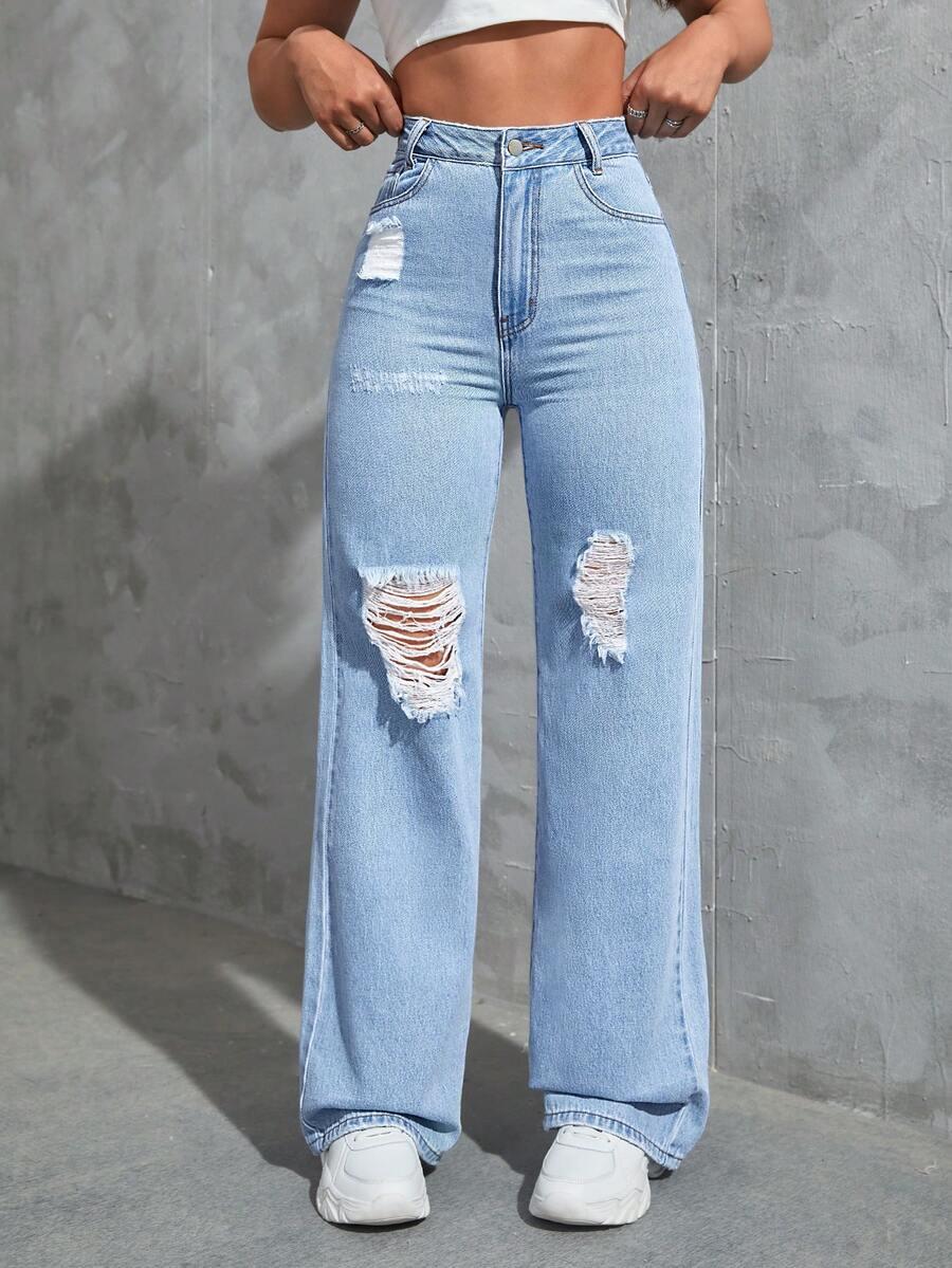 niebieskie spodnie jeans