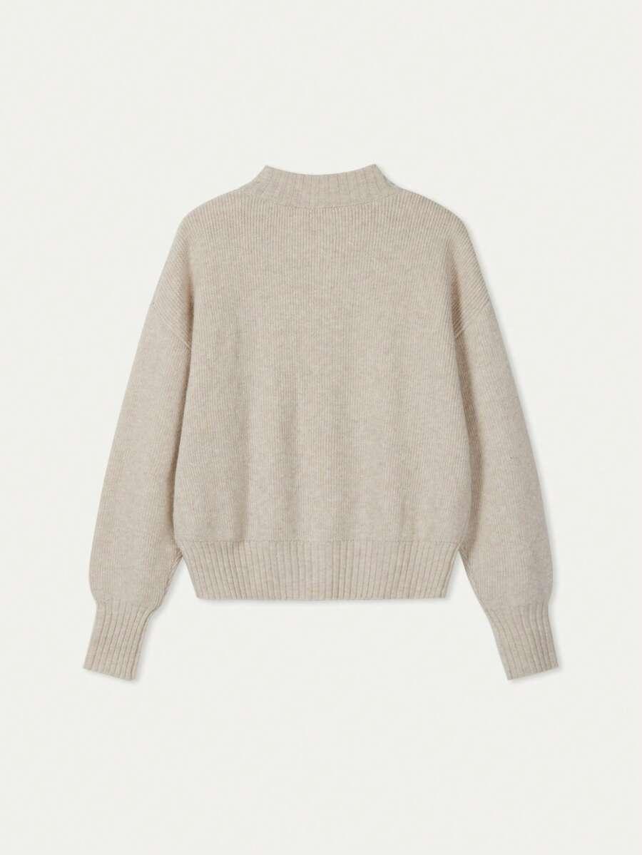 BEŻOWY SWETER ZAMEK