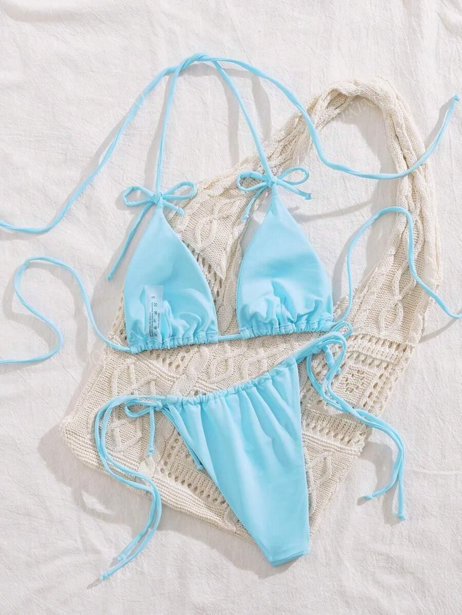 niebieska góra od bikini