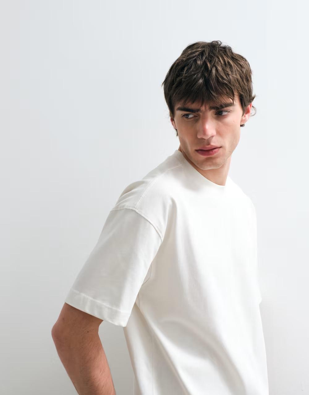 kremowy t-shirt basic