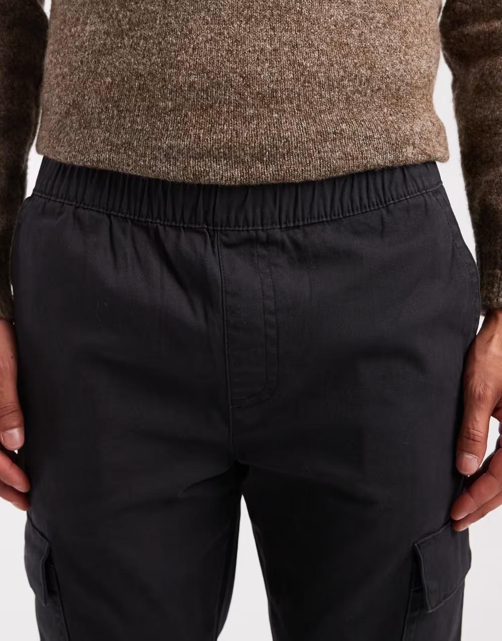 BEŻOWE SPODNIE Z GUMKĄ W PASIE SLIM KIESZENIE CASUAL