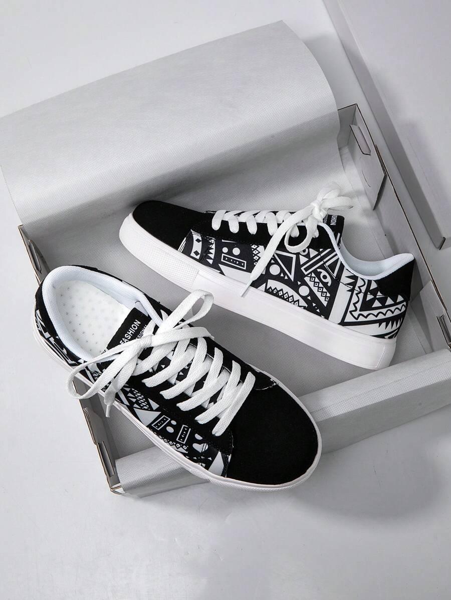 Buty sportowe sznurowane 