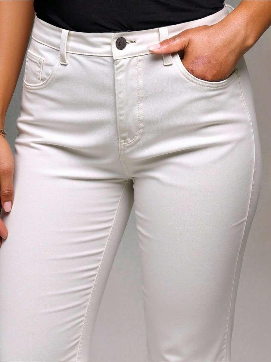 BIAŁE SPODNIE JEANS