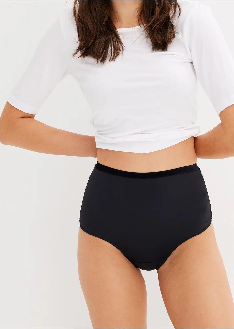 STRINGI SHAPE Z AKSAMITEM