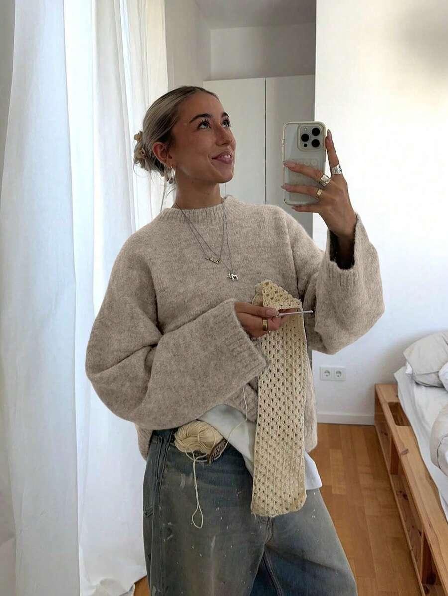 BEŻOWY SWETER STÓJKA Z DOMIESZKĄ WEŁNY 