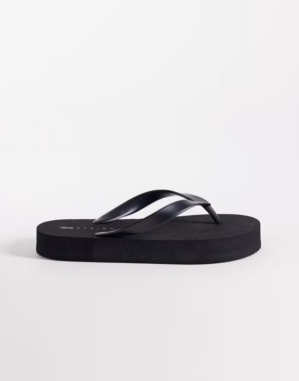 CZARNE JAPONKI CASUAL platforma