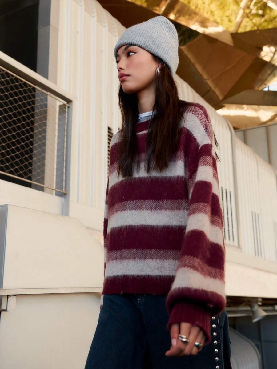 sweter z domieszką wełny